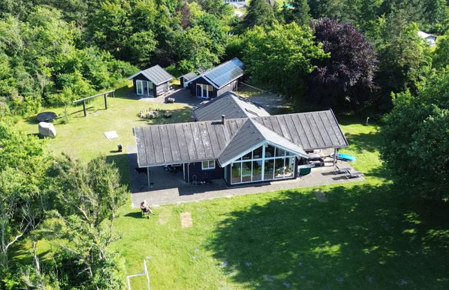 Casa de 3 quartos em Roslev com terraço - Foto 1