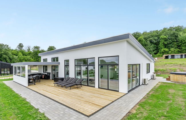 Casa de 4 quartos em Sjølund com terraço e sauna - Foto 1