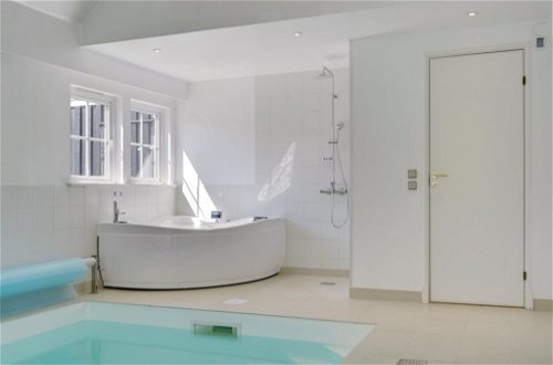 Photo 2 - Maison de 5 chambres à Vejby avec piscine privée et terrasse