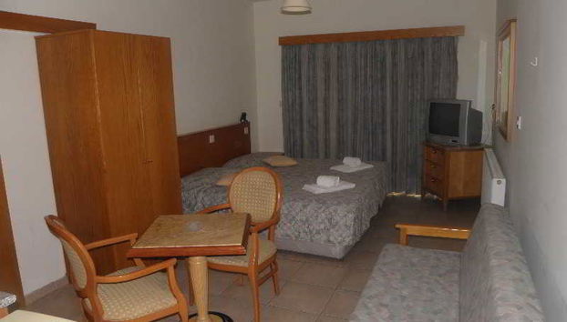 Valana Hotel Apartments - Photo 5