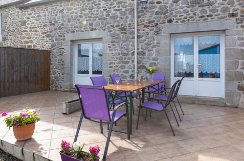 Foto 1 - Haus mit 4 Schlafzimmern in Saint-Méloir-des-Ondes mit terrasse und blick aufs meer