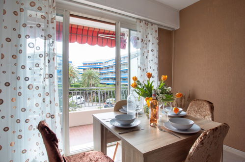 Photo 9 - 2 bedroom Apartment in Cagnes-sur-Mer with terrace and sea view