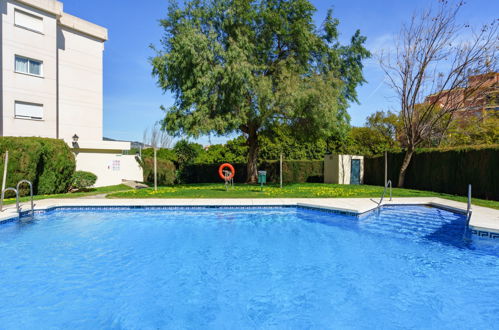 Foto 19 - Apartamento de 2 habitaciones en Torremolinos con piscina y jardín