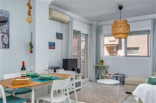 Photo 6 - Appartement de 2 chambres à Torremolinos avec piscine et vues à la mer