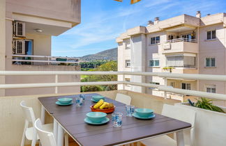 Photo 2 - 2 bedroom Apartment in Torremolinos with swimming pool and garden