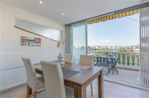 Foto 11 - Apartamento de 1 quarto em Castelló d'Empúries com terraço e vistas do mar