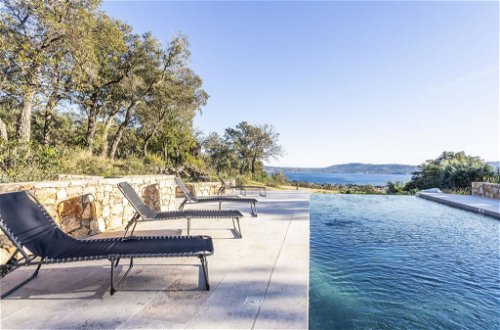 Photo 5 - Maison de 3 chambres à Grimaud avec piscine privée et vues à la mer
