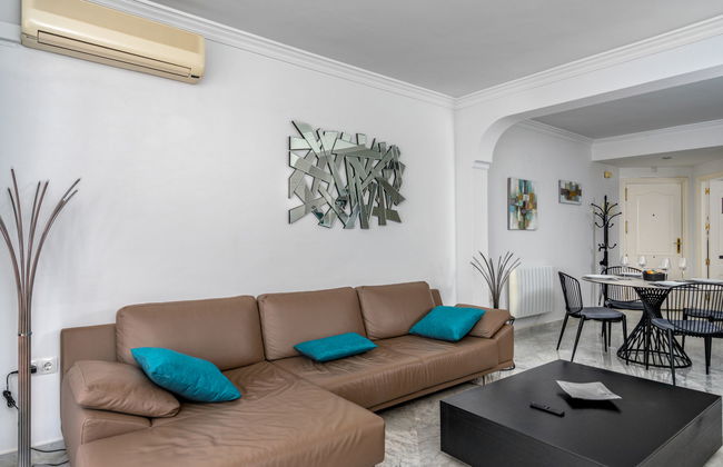 3 bedroom Apartment in Mijas with swimming pool and garden - Photo 6