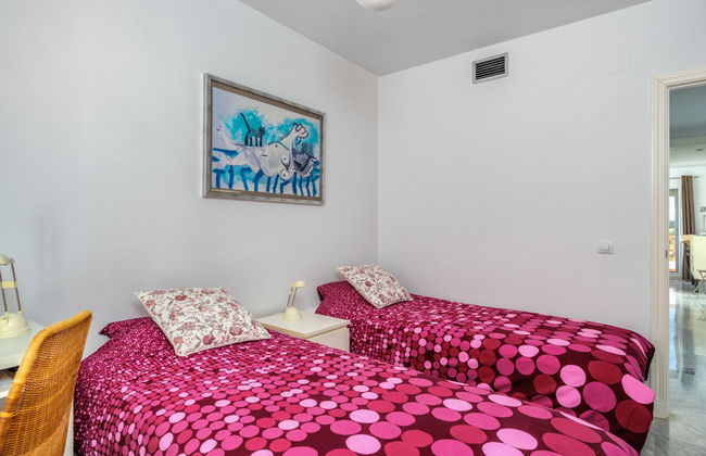 3 bedroom Apartment in Mijas with swimming pool and garden - Photo 15