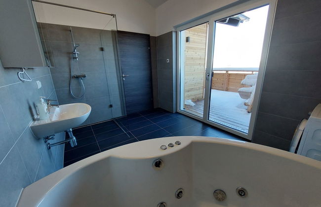 Casa de 4 quartos em Wolfsberg com terraço e banheira de hidromassagem - Foto 4