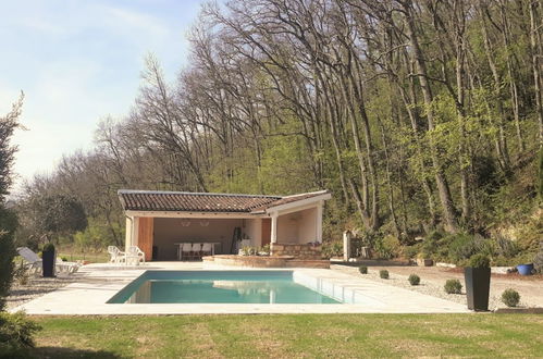 Foto 25 - Casa de 3 quartos em Saint-Caprais-de-Lerm com piscina privada e terraço