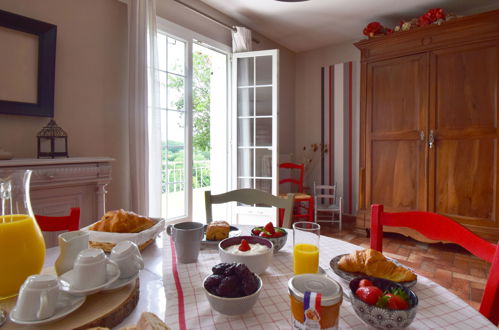 Photo 15 - Maison de 3 chambres à Saint-Caprais-de-Lerm avec piscine privée et jardin