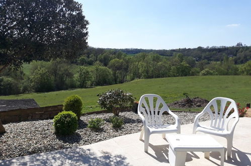 Photo 29 - Maison de 3 chambres à Saint-Caprais-de-Lerm avec piscine privée et jardin