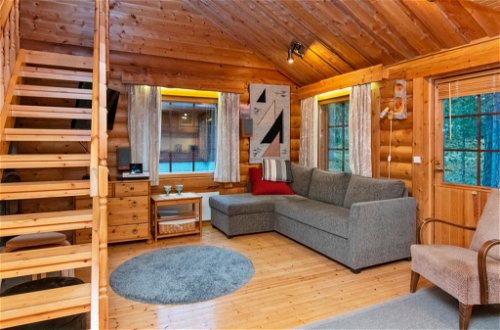Foto 4 - Casa de 3 habitaciones en Pelkosenniemi con sauna y vistas a la montaña
