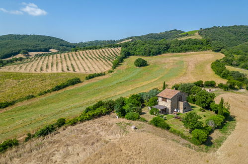 Photo 4 - Maison de 2 chambres à Cinigiano avec piscine privée et jardin