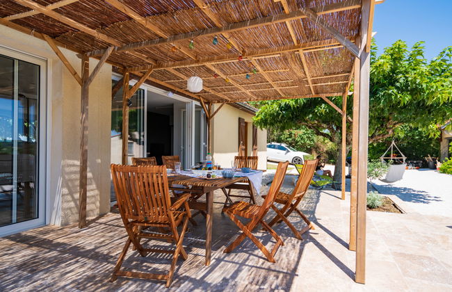 Casa de 4 quartos em Dausse com piscina privada e jardim - Foto 25