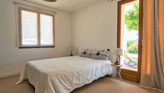 Casa de 4 quartos em Dausse com piscina privada e jardim - Foto 5