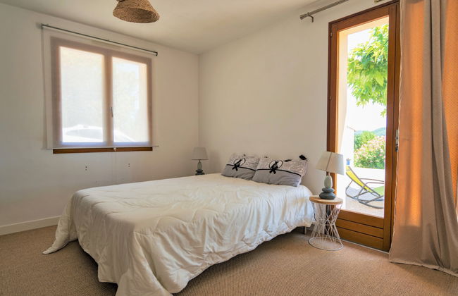 Casa de 4 quartos em Dausse com piscina privada e jardim - Foto 5