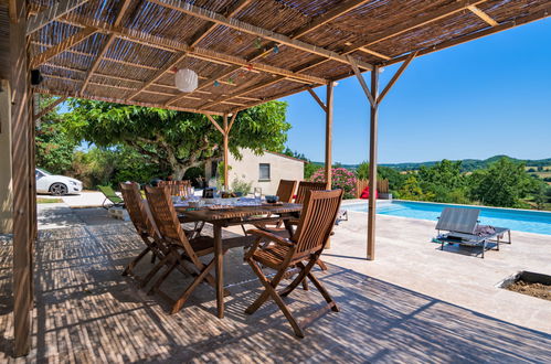 Photo 1 - Maison de 3 chambres à Dausse avec piscine privée et terrasse