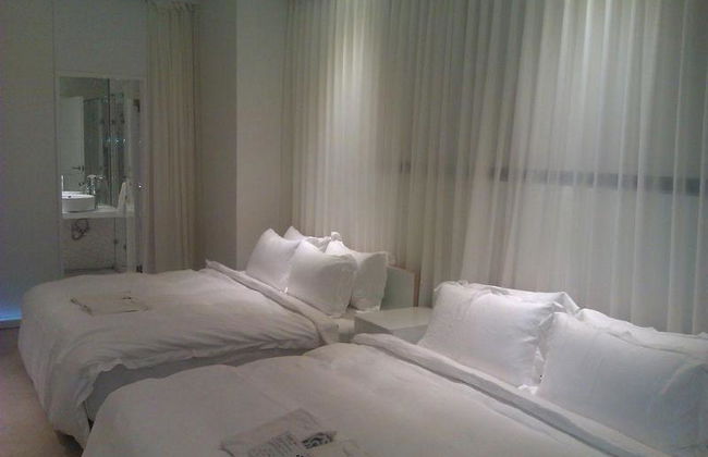 The Tree House - Photo 13