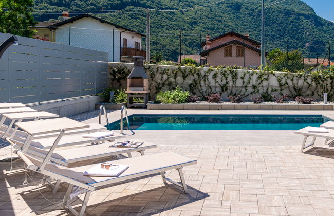 Casa de 4 quartos em Colico com piscina privada e jardim - Foto 4
