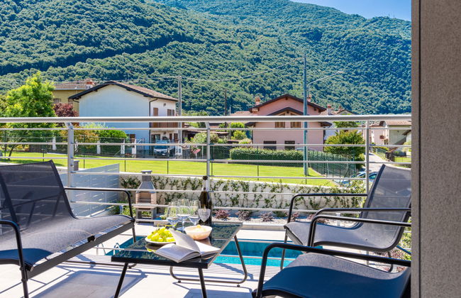 Casa de 4 quartos em Colico com piscina privada e jardim - Foto 2