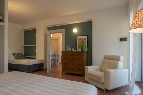 Foto 15 - Apartment mit 1 Schlafzimmer in Assisi mit garten