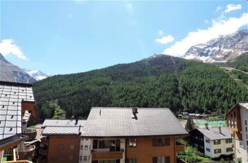 Photo 3 - 2 bedroom Apartment in Saas-Fee with sauna