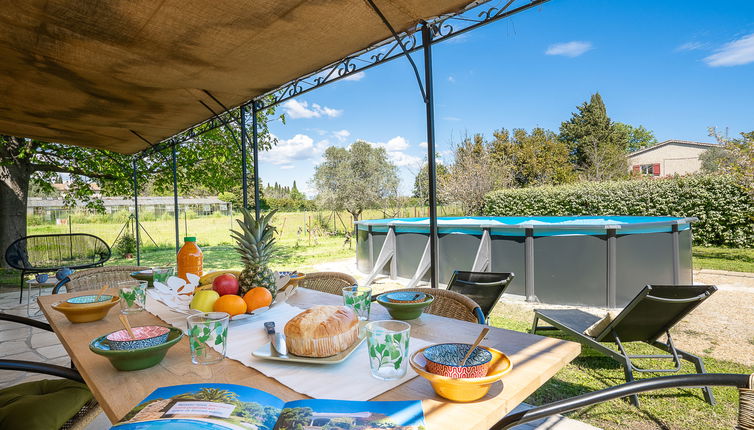 Foto 1 - Appartamento con 3 camere da letto a La Crau con piscina privata e vista mare