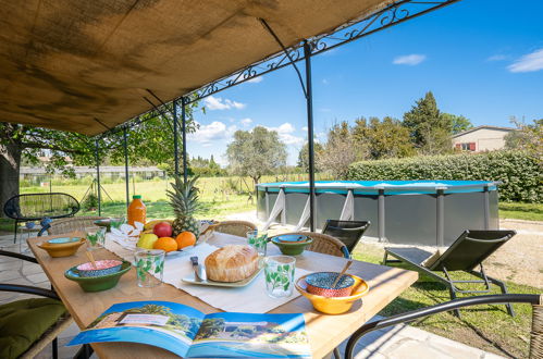 Foto 1 - Appartamento con 3 camere da letto a La Crau con piscina privata e vista mare