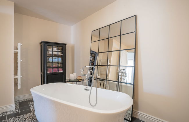 Apartamento de 4 quartos em La Crau com piscina privada e jardim - Foto 15