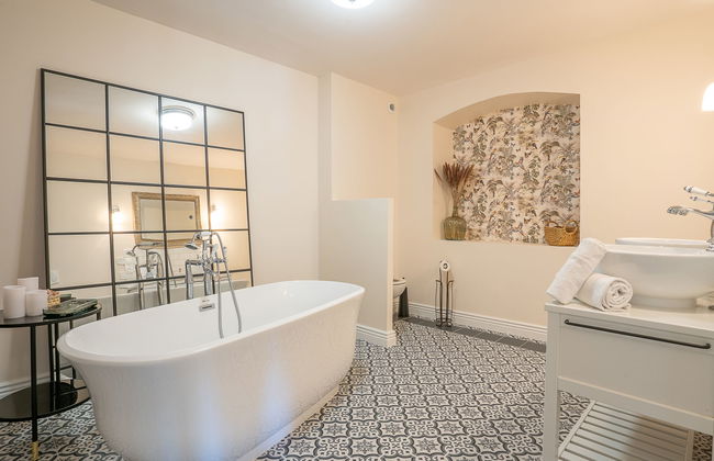 Apartamento de 4 quartos em La Crau com piscina privada e jardim - Foto 4