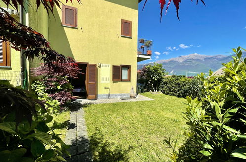 Foto 17 - Apartamento de 1 habitación en Colico con piscina y vistas a la montaña