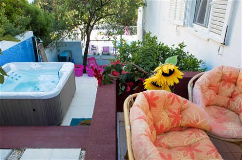 Photo 26 - Maison de 5 chambres à Seget avec piscine privée et terrasse