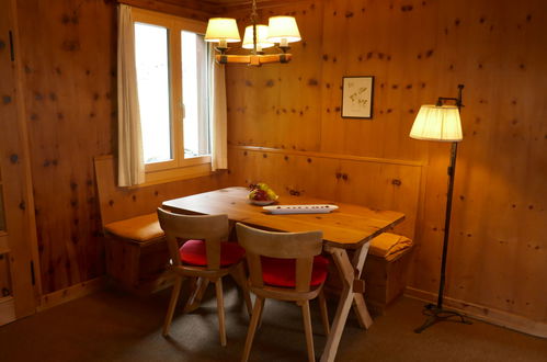 Foto 6 - Haus mit 6 Schlafzimmern in Grindelwald mit garten