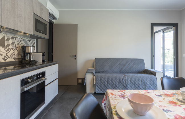 Apartamento de 2 quartos em Imperia com piscina e jardim - Foto 11