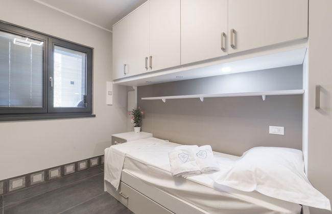 Apartamento de 2 quartos em Imperia com piscina e jardim - Foto 18