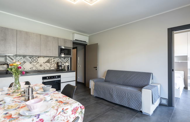 Apartamento de 2 quartos em Imperia com piscina e jardim - Foto 5