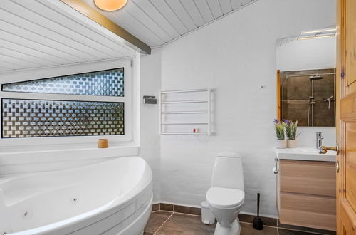 Foto 20 - Casa de 4 quartos em Klitmøller com terraço e sauna