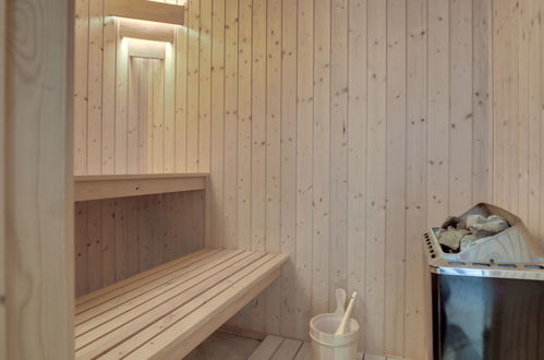 Photo 21 - Maison de 4 chambres à Aakirkeby avec terrasse et sauna