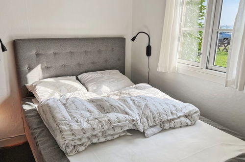 Foto 19 - Appartamento con 2 camere da letto a Gudhjem con terrazza