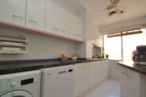 Photo 4 - 3 bedroom Apartment in Salou with terrace and sea view