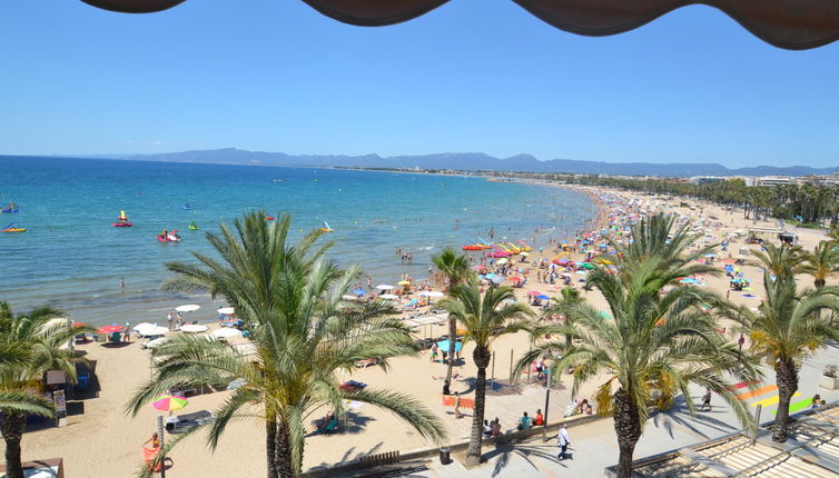 Photo 1 - 3 bedroom Apartment in Salou with terrace and sea view