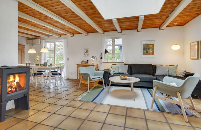 "Sölvy" - 300m from the sea - Foto 21