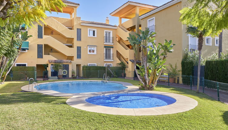 Photo 1 - Appartement de 2 chambres à Estepona avec piscine et jardin