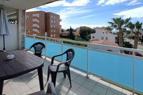 Foto 13 - Apartamento de 2 quartos em Mont-roig del Camp com piscina e vistas do mar