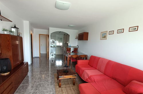 Photo 3 - 2 bedroom Apartment in Mont-roig del Camp with swimming pool and sea view