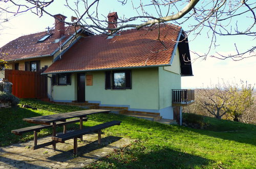 Photo 15 - Maison de 2 chambres à Ljutomer avec jardin et terrasse