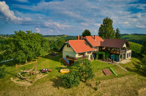 Foto 10 - Casa de 2 quartos em Ljutomer com jardim e terraço