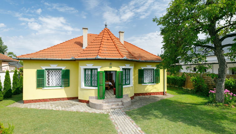 Photo 1 - Maison de 4 chambres à Balatonboglár avec jardin